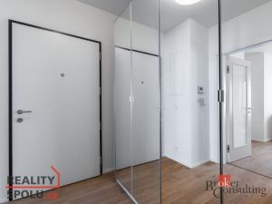 Pronájem bytu 1+kk, Praha - Holešovice, U průhonu, 32 m2