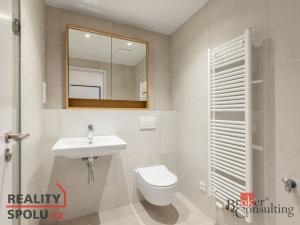 Pronájem bytu 1+kk, Praha - Holešovice, U průhonu, 32 m2