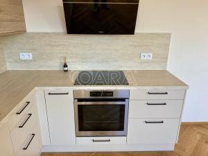 Prodej bytu 2+kk, Tábor, Bechyňská, 50 m2