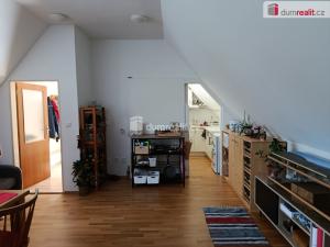 Pronájem bytu 2+kk, Praha - Smíchov, Pod hájem, 50 m2