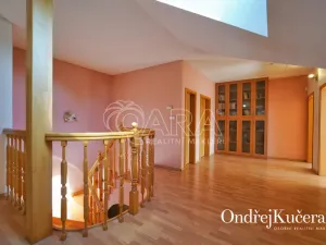 Prodej rodinného domu, Brandýs nad Labem-Stará Boleslav - Brandýs nad Labem, Na dolence, 435 m2