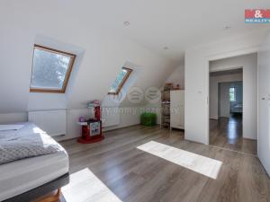 Prodej rodinného domu, Jindřichovice, 280 m2