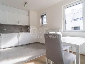 Pronájem bytu 2+kk, Praha - Žižkov, Dagmar Burešové, 53 m2