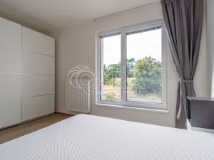 Pronájem bytu 2+kk, Praha - Žižkov, Dagmar Burešové, 53 m2