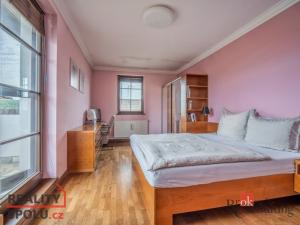 Prodej rodinného domu, Praha - Horní Počernice, Zárybnická, 307 m2