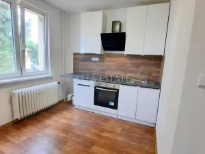 Pronájem bytu 2+1, Karlovy Vary - Stará Role, Fibichova, 63 m2
