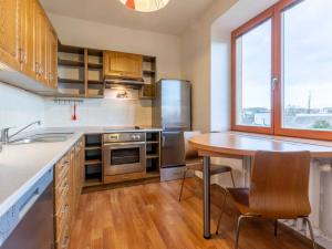 Pronájem bytu 2+1, Praha - Žižkov, Pod lipami, 56 m2