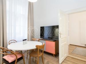 Pronájem bytu 2+kk, Praha, Na Poříčí, 40 m2