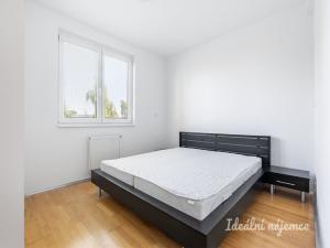 Pronájem bytu 3+kk, Praha, Marty Krásové, 66 m2