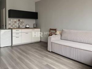 Pronájem bytu 1+kk, Praha - Střížkov, Děčínská, 25 m2