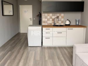 Pronájem bytu 1+kk, Praha - Střížkov, Děčínská, 25 m2
