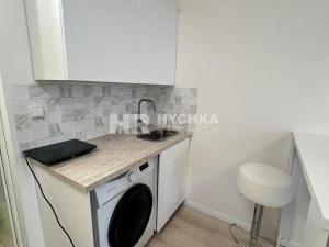 Pronájem bytu 1+kk, Praha - Vysočany, Poděbradská, 20 m2
