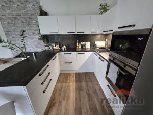 Prodej bytu 3+kk, Opava - Kylešovice, Bílovecká, 73 m2
