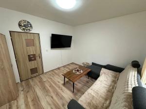Prodej bytu 2+1, Děčín, 52 m2