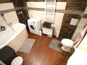 Pronájem bytu 2+kk, Brno, Stará, 70 m2