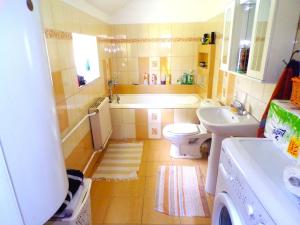 Prodej rodinného domu, Okrouhlá, 315 m2