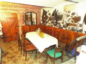 Prodej rodinného domu, Okrouhlá, 315 m2