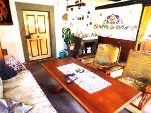 Prodej rodinného domu, Okrouhlá, 315 m2