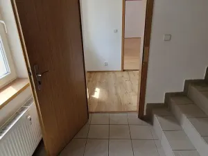 Pronájem bytu 1+1, Krupka, Koněvova, 48 m2