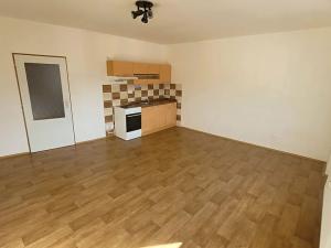 Pronájem bytu 1+kk, Ústí nad Labem, Hradiště, 39 m2