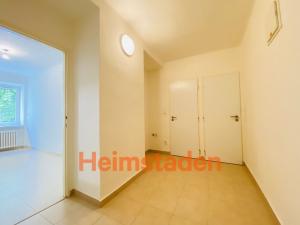 Pronájem bytu 1+1, Ostrava - Poruba, Budovatelská, 37 m2