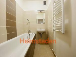 Pronájem bytu 2+1, Ostrava - Poruba, Nálepkova, 61 m2