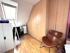 Prodej bytu 2+kk, Jesenice, Lomená, 45 m2