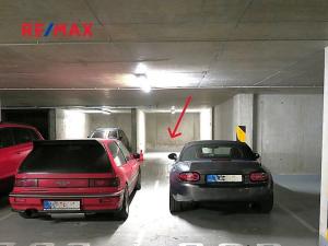 Pronájem garážového stání, Praha - Smíchov, Randova, 20 m2