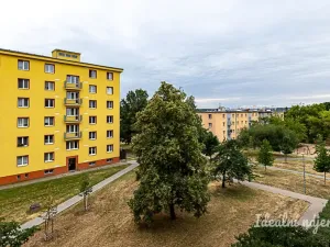 Pronájem bytu 2+1, Praha - Hloubětín, Zelenečská, 54 m2