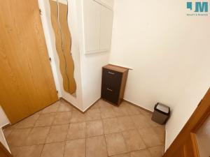 Pronájem bytu 1+kk, Velké Meziříčí, U Statku, 32 m2