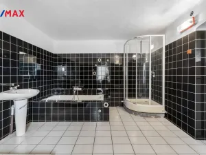 Prodej rodinného domu, Brniště - Luhov, 250 m2