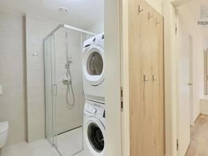 Pronájem bytu 2+kk, Brno, Bystrcká, 56 m2