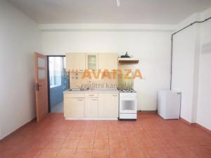 Pronájem bytu 1+kk, Děčín, Drážďanská, 35 m2