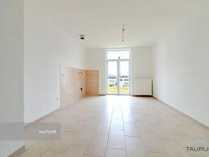 Prodej bytu 2+1, Janovice nad Úhlavou, Rozvojová zóna, 74 m2