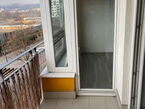 Pronájem bytu 2+kk, Praha - Vysočany, Kabešova, 56 m2