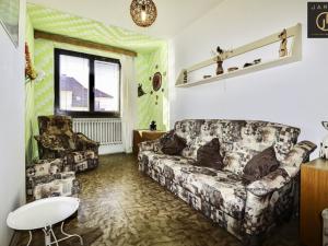Prodej rodinného domu, Praha - Dolní Měcholupy, Na Slavíkově, 200 m2
