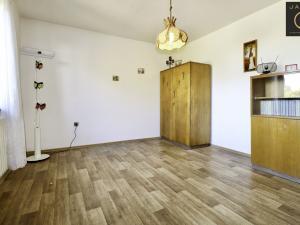 Prodej rodinného domu, Praha - Dolní Měcholupy, Na Slavíkově, 200 m2