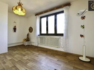 Prodej rodinného domu, Praha - Dolní Měcholupy, Na Slavíkově, 200 m2
