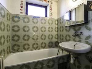 Prodej rodinného domu, Praha - Dolní Měcholupy, Na Slavíkově, 200 m2