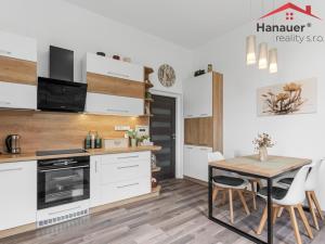 Prodej vily, Česká Kamenice, Lipová, 320 m2
