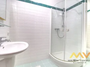 Pronájem bytu 1+kk, Hradec Králové, Malé náměstí, 98 m2