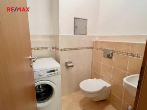 Pronájem bytu 2+kk, Praha - Košíře, Lovčenská, 60 m2
