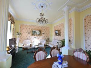 Prodej bytu 1+kk, Karlovy Vary, Dr. Janatky, 38 m2