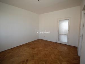 Pronájem bytu 2+1, Praha - Záběhlice, Přesličková, 60 m2