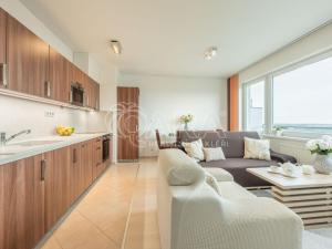 Prodej bytu 2+kk, Praha - Horní Měcholupy, Mantovská, 50 m2