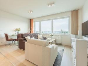 Prodej bytu 2+kk, Praha - Horní Měcholupy, Mantovská, 50 m2