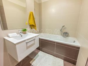 Prodej bytu 2+kk, Praha - Horní Měcholupy, Mantovská, 50 m2