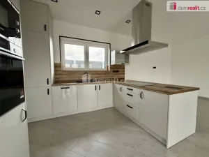 Prodej rodinného domu, Velká Hleďsebe, K Malé Hleďsebi, 177 m2