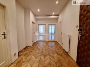 Pronájem bytu 3+1, Praha - Vinohrady, Kolínská, 105 m2