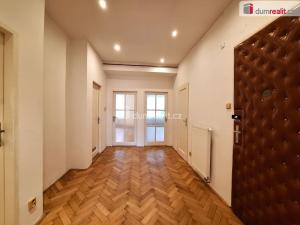 Pronájem bytu 3+1, Praha - Vinohrady, Kolínská, 105 m2